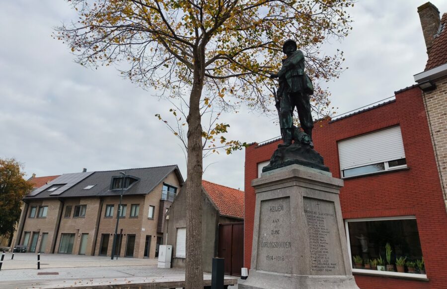 Keiem standbeeld dorpsplein 2025